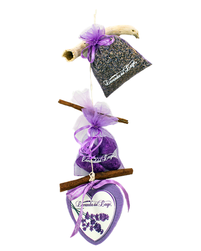 Catena con cuore in feltro
